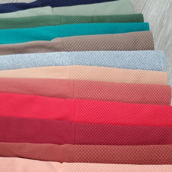 ✨SOLD✨ High Waist Slimming Legging in Army Green - Picture 4 of 7